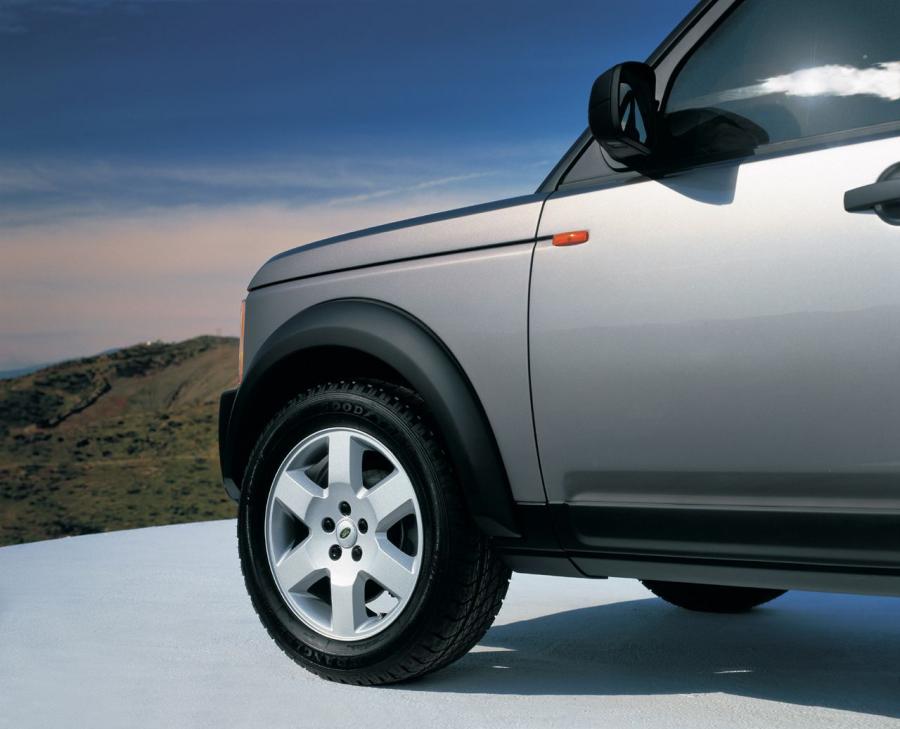  Land Rover Discovery 3 2004 года  (фото 129 из 132)